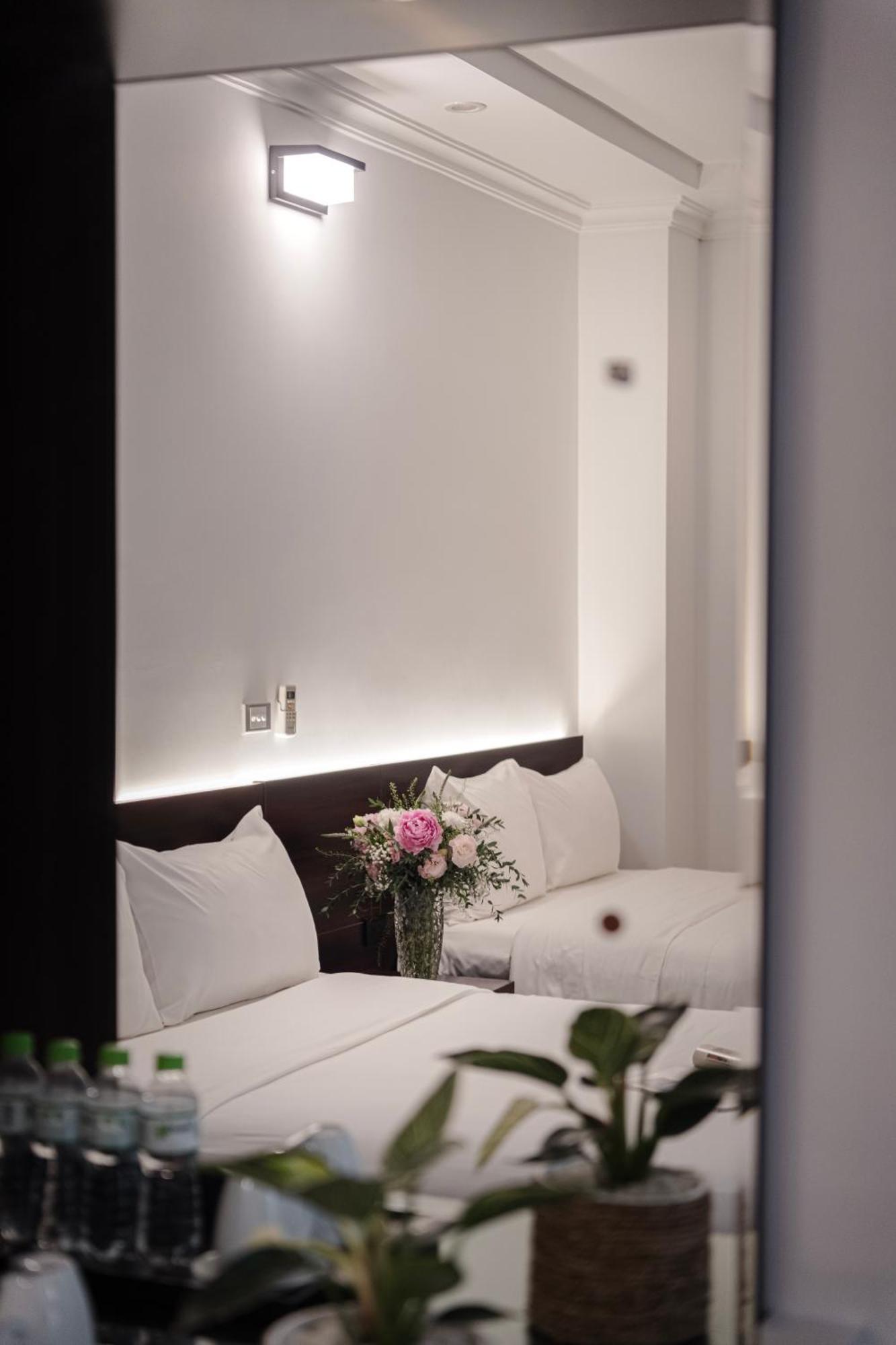 그레이스 호텔 Grace Hotel & Residence Hanoi Buitenkant foto